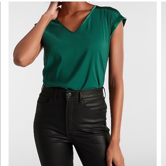 Express Tops - Express Satin Gramercy Tee in Neon Orange - SZ M